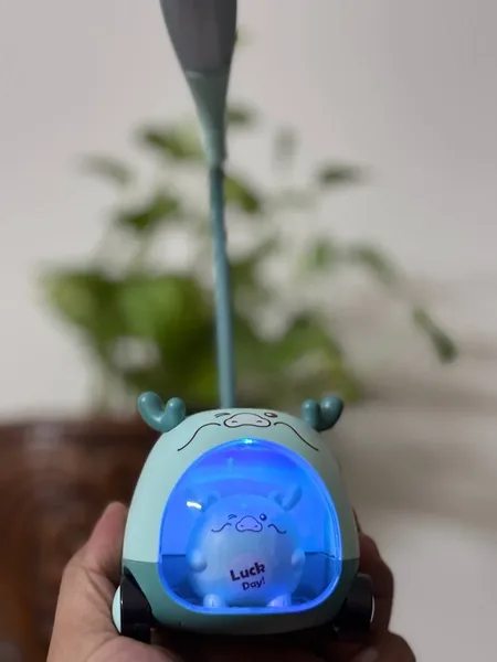 Foldable LED Study Lamp with Pen Holder & Sharpener ছবি 2 - ElevateMart