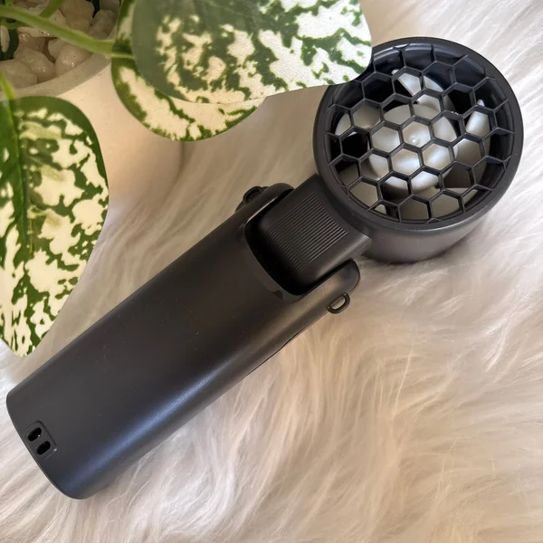 M54 PRO High Speed Handheld Fan with Thermoelectric cooling ছবি 4 - ElevateMart