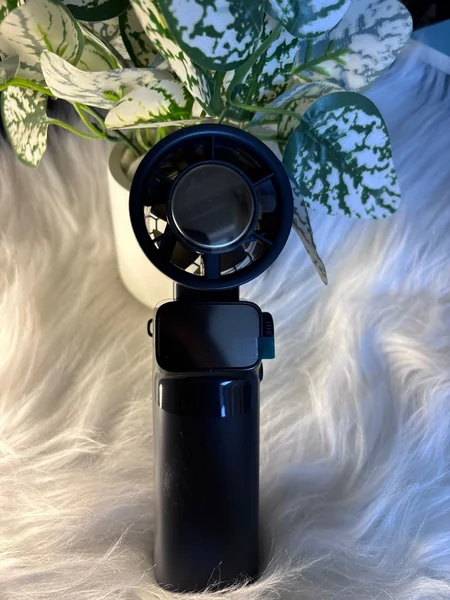 M54 PRO High Speed Handheld Fan with Thermoelectric cooling ছবি 2 - ElevateMart